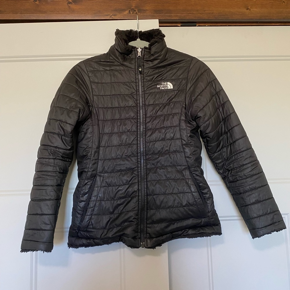 The North Face Girls’ Reversible Mossbud Swirl Puffer Jacket